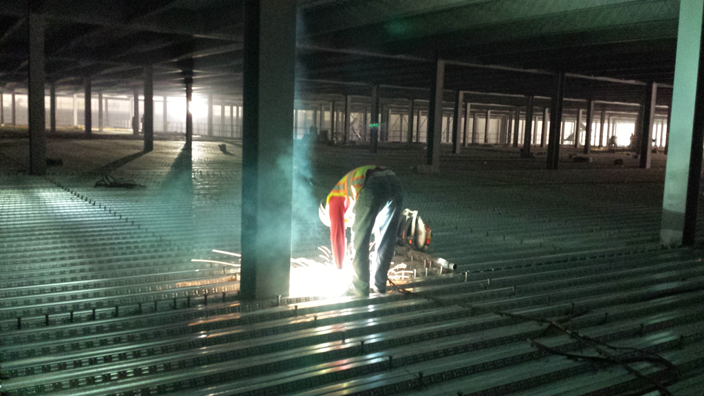 Elrod Studwelding Team at Elizabethtown Distribution Center